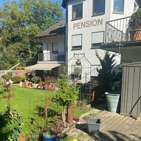 In Waldtrudering Apartman *